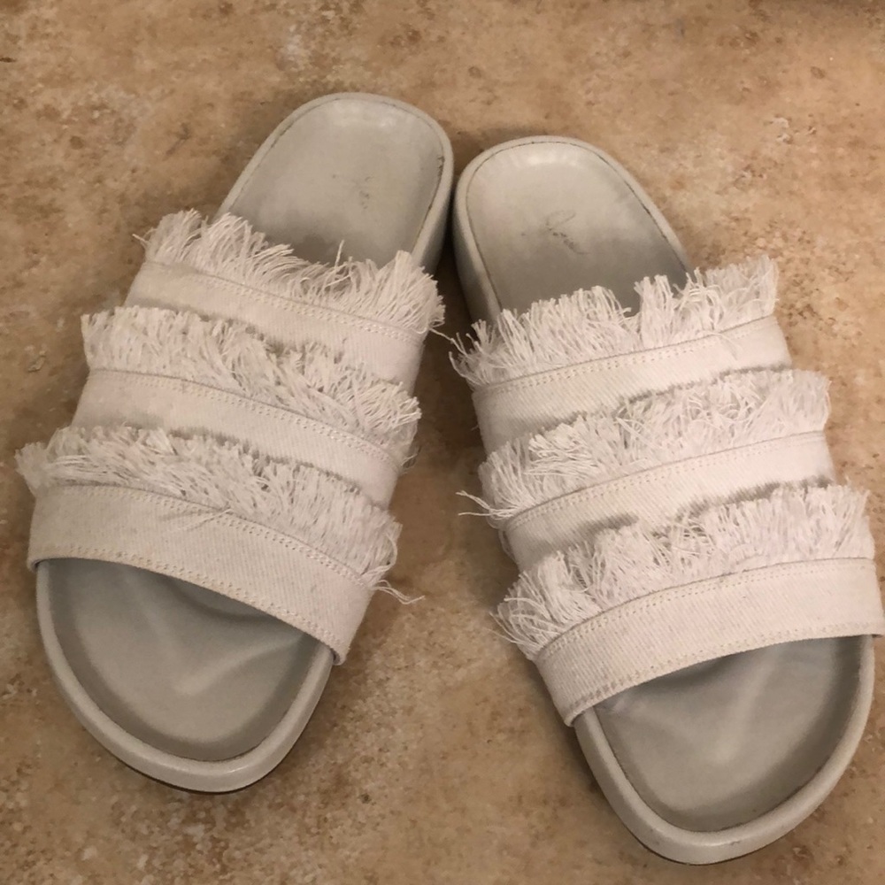 Joie Jaden White Slide Sandal